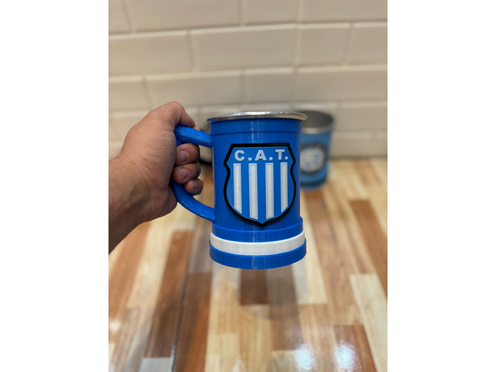 *VASOS DE ALUMINIO CON DISEÑO DE EQUIPOS Y UN POCO DE RUIDO*🫡