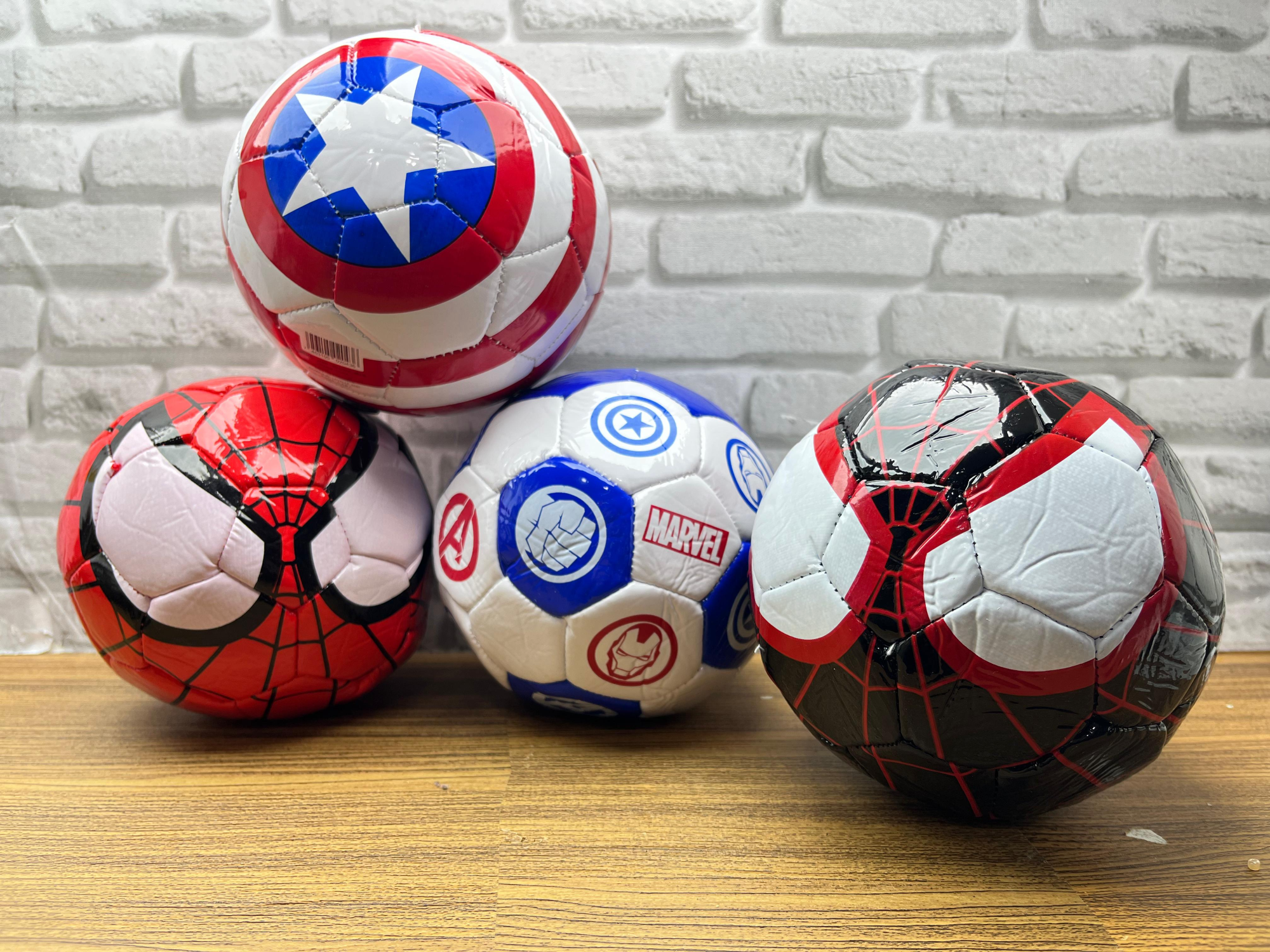 ⚽Pelotitas con Diseños de Superhéroes⚽️
