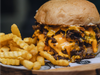 Splash Burger + Papas + Latita