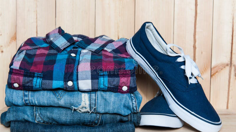 ROPA Y CALZADO