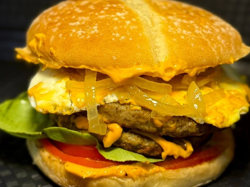 HAMBURGUESA COMPLETA