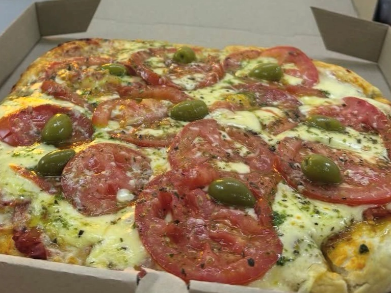 PIZZA NAPOLITANA