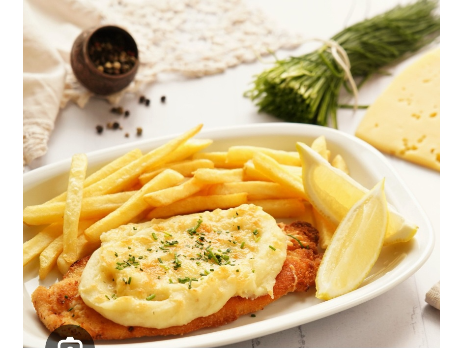 Suprema a la suiza con fritas