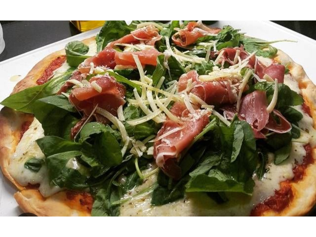 Pizza con rucula (8 porc)