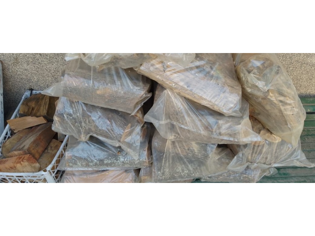 Bolsa de leña x 5 kg