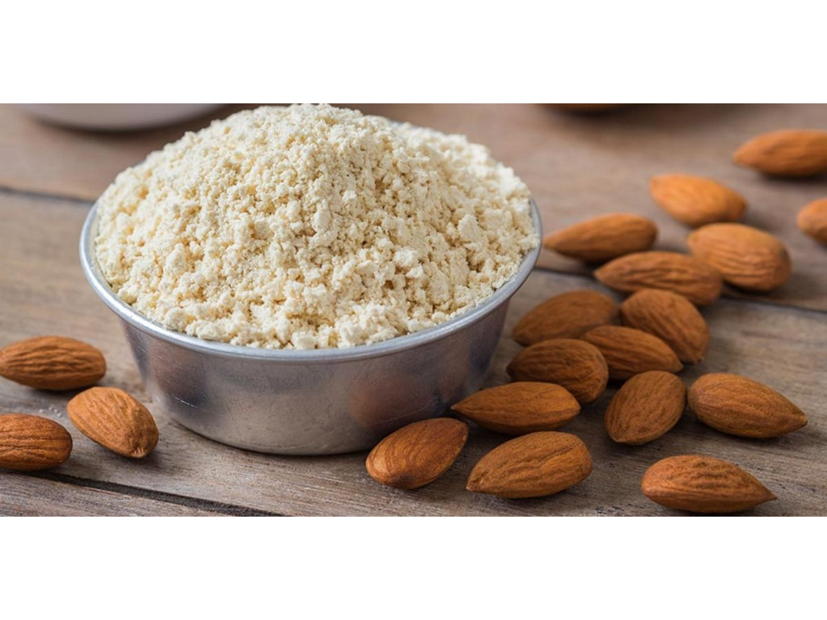 Harina de almendras con piel nacional