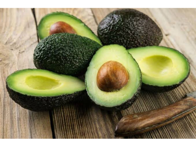 PALTA CHILENA MEDIANA