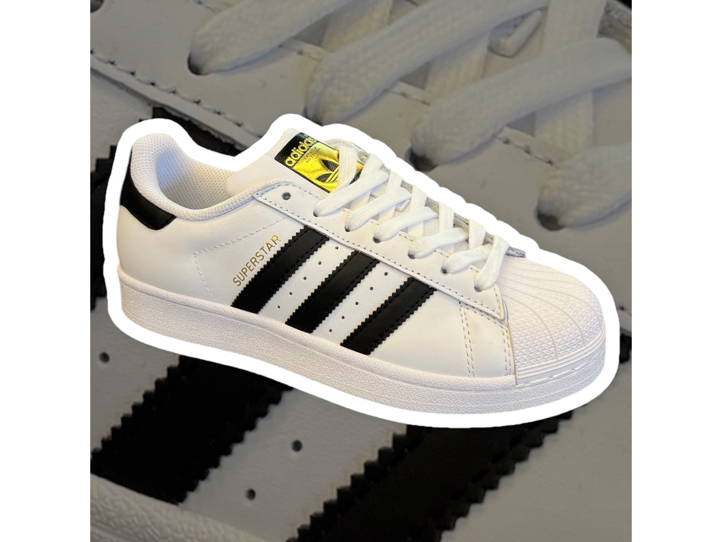Adidas Superstar