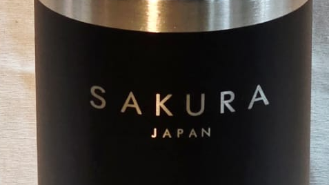 SAKURA Botellas y vasos térmicos