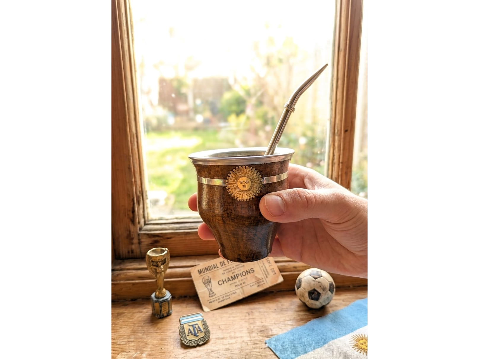 Mate Camionero Sol de Mayo Laqueado Oscuro