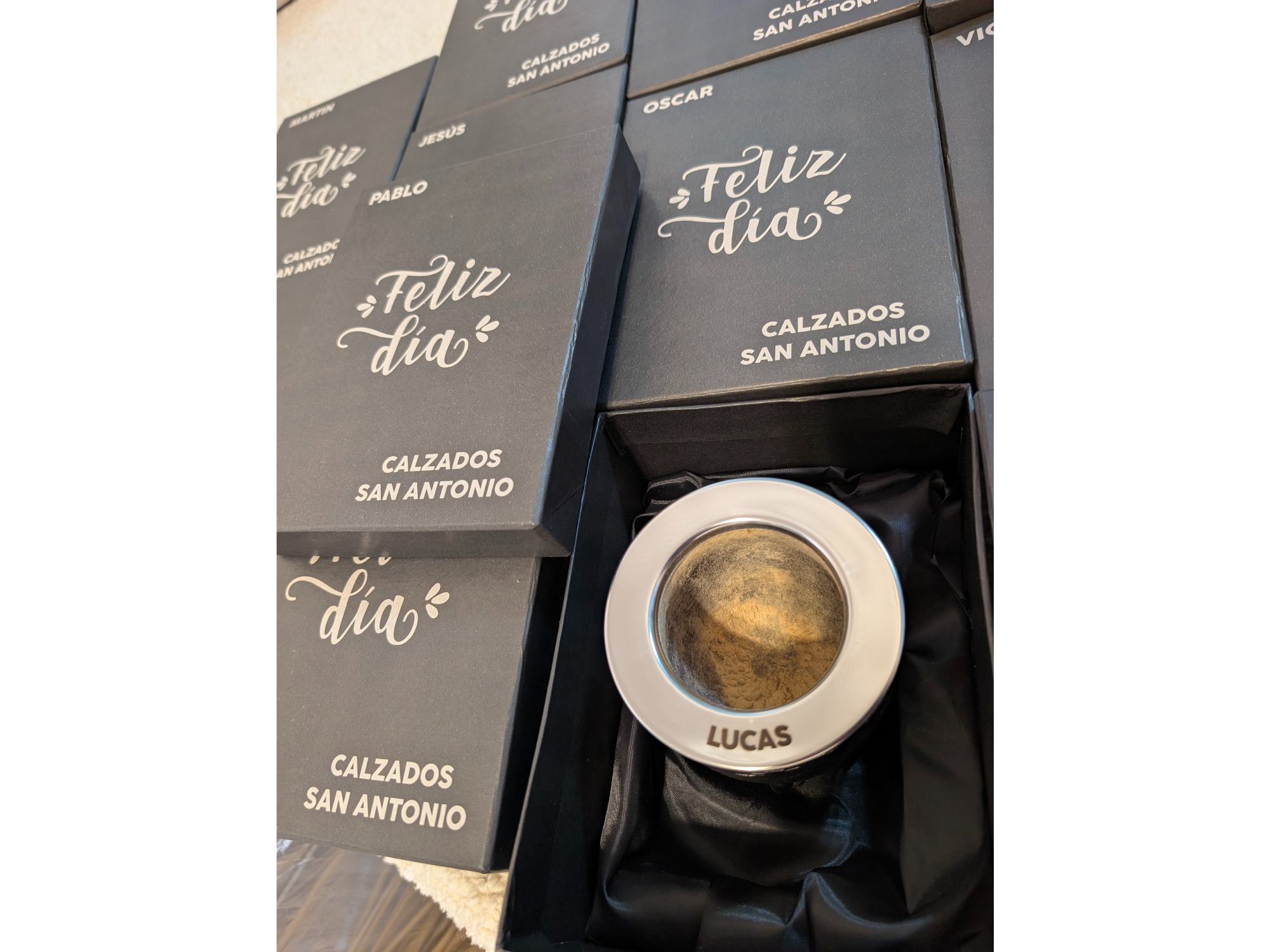 PERSONALIZADO CAJA + MATE