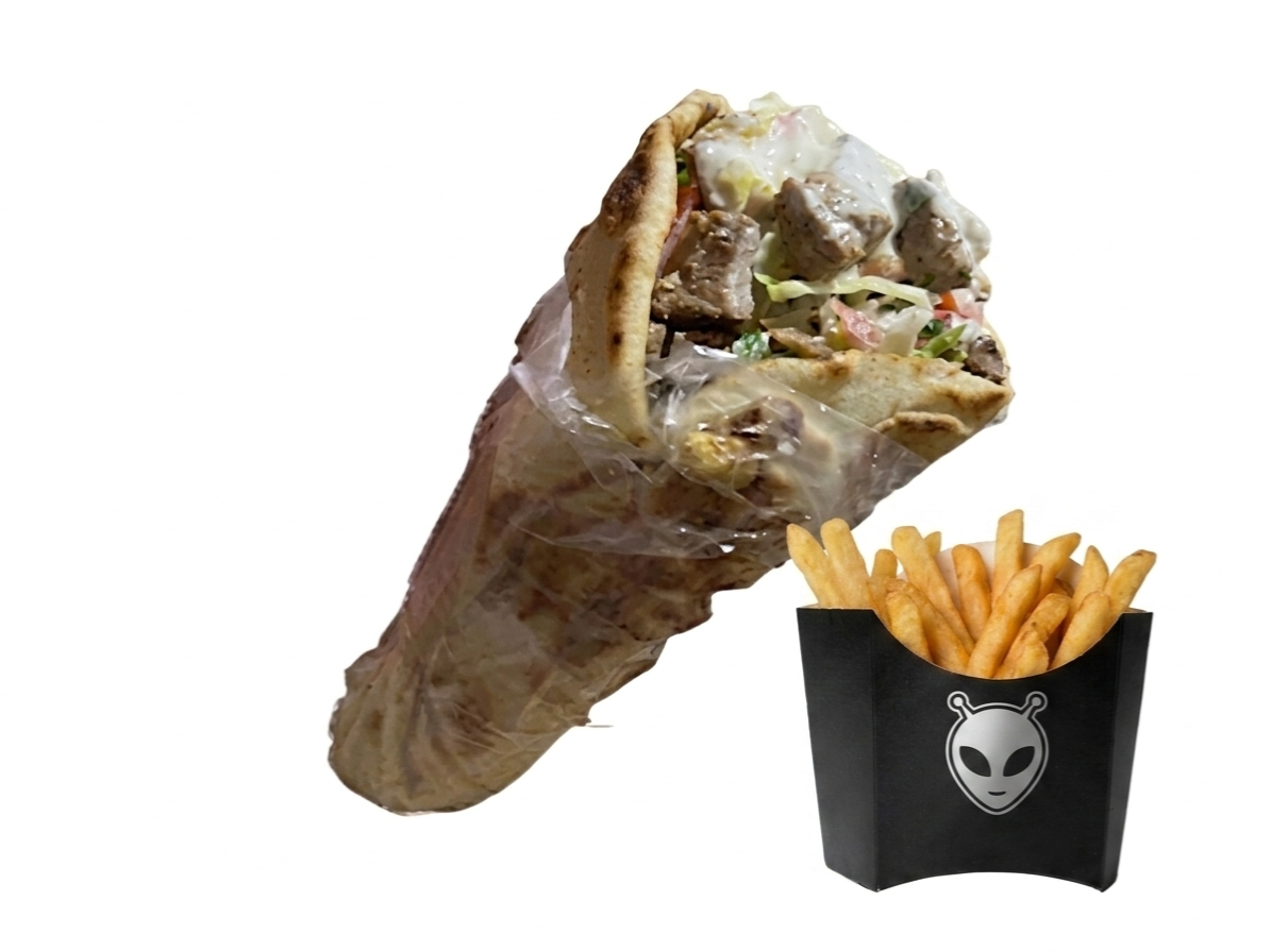 Lomito Rey (lomo,huevo,repollo.tomate,lechuga,salsa ajo) de Ke onda Rey