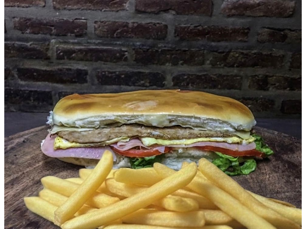 3 LOMOS DE TERNERA CON PAPAS