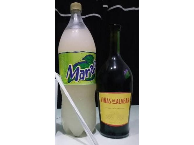 Viñas de Alvear + Manaos