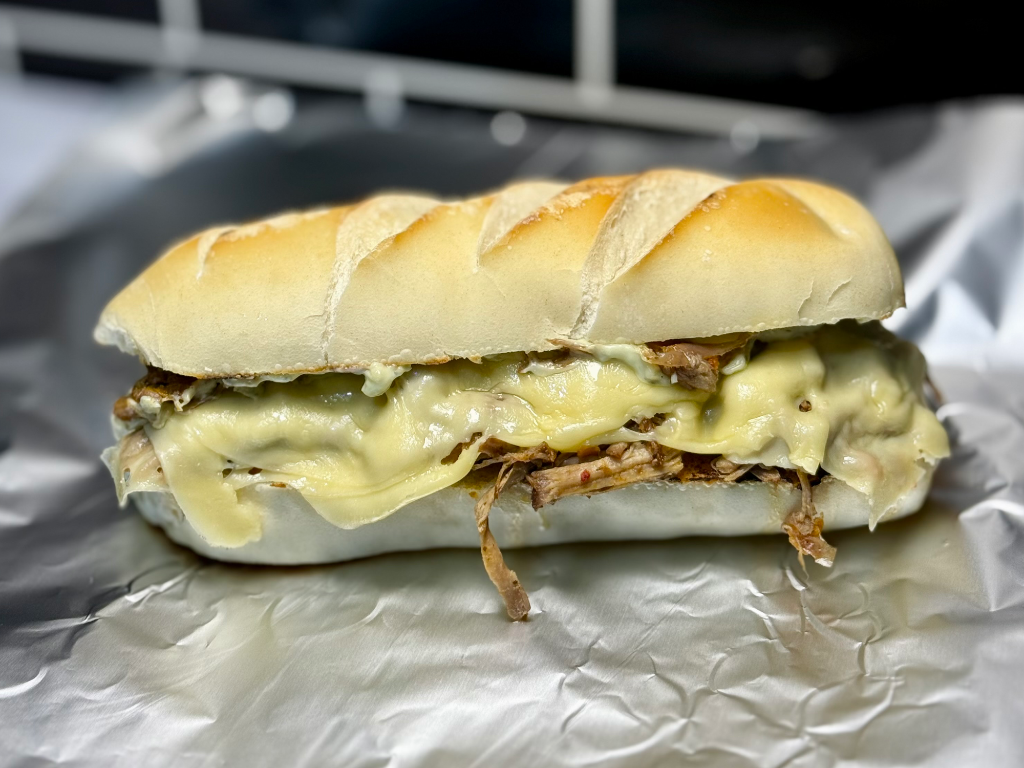 Sándwich de Bondiola Desmenuzada + Gratinado