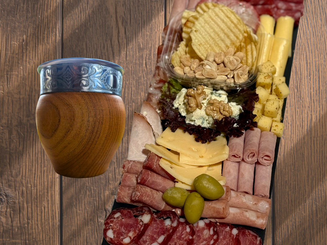 Picada + Mate Imperial