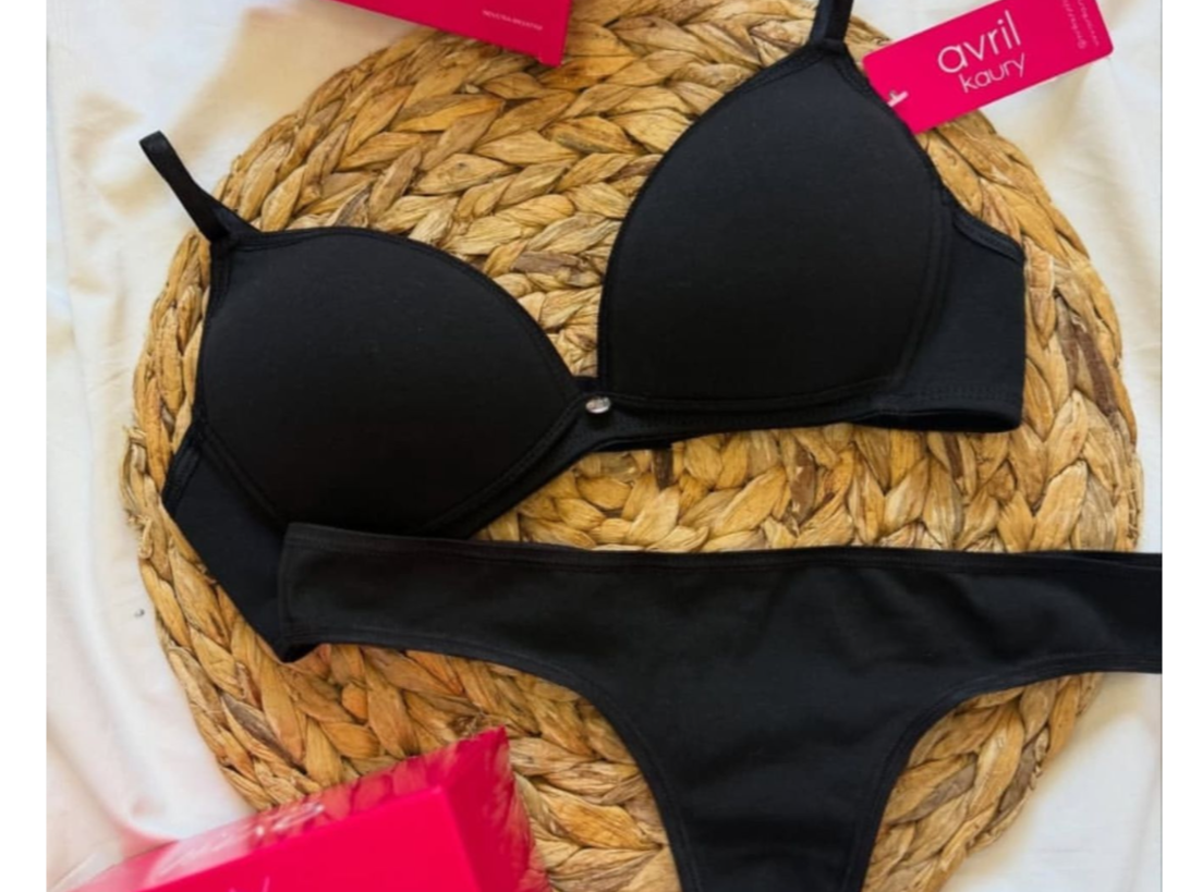 Corpiño Triángulo c/taza soft sin push up y Colaless