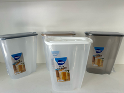 TARRO VERTEDOR PARA SECOS FLEX STORAGE "MAX PLAST" 2,5lt -COD.: 1899