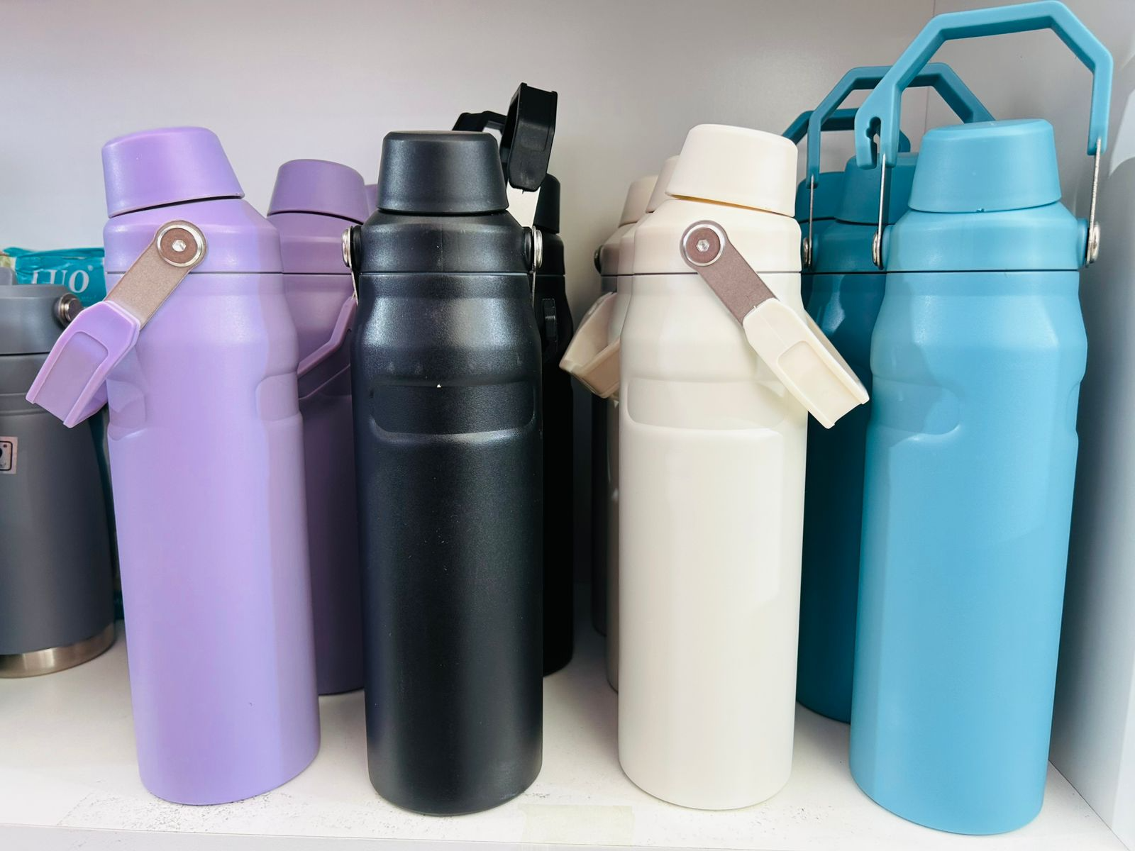 BOTELLA HOPPY x 700ml VACUUM BOTTLE - COD.: 683