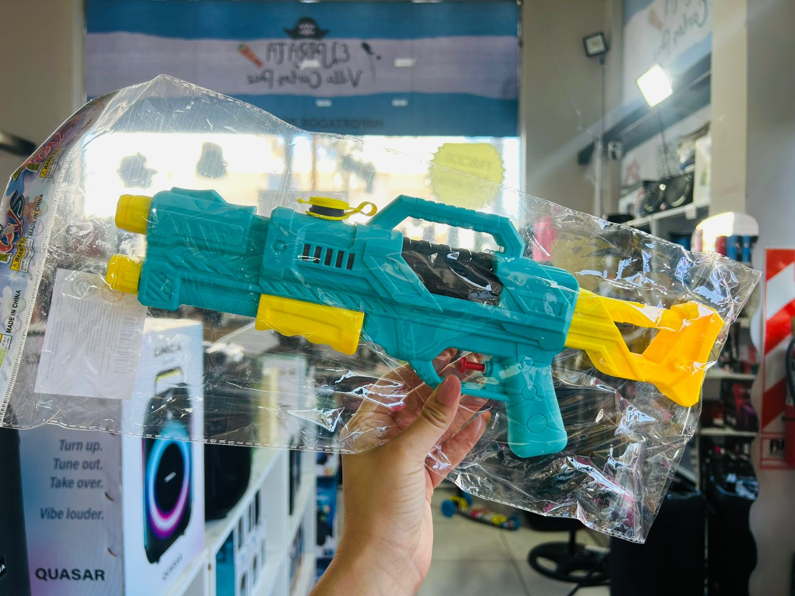 PISTOLA DE AGUA TIRO DOBLE "TOYS" IT. 5148/1488  - COD.: 2481