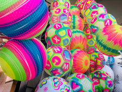 PELOTA PLAYA DE GOMA "BEACH" DE COLORES FLUO 22cm. - COD.: 1101