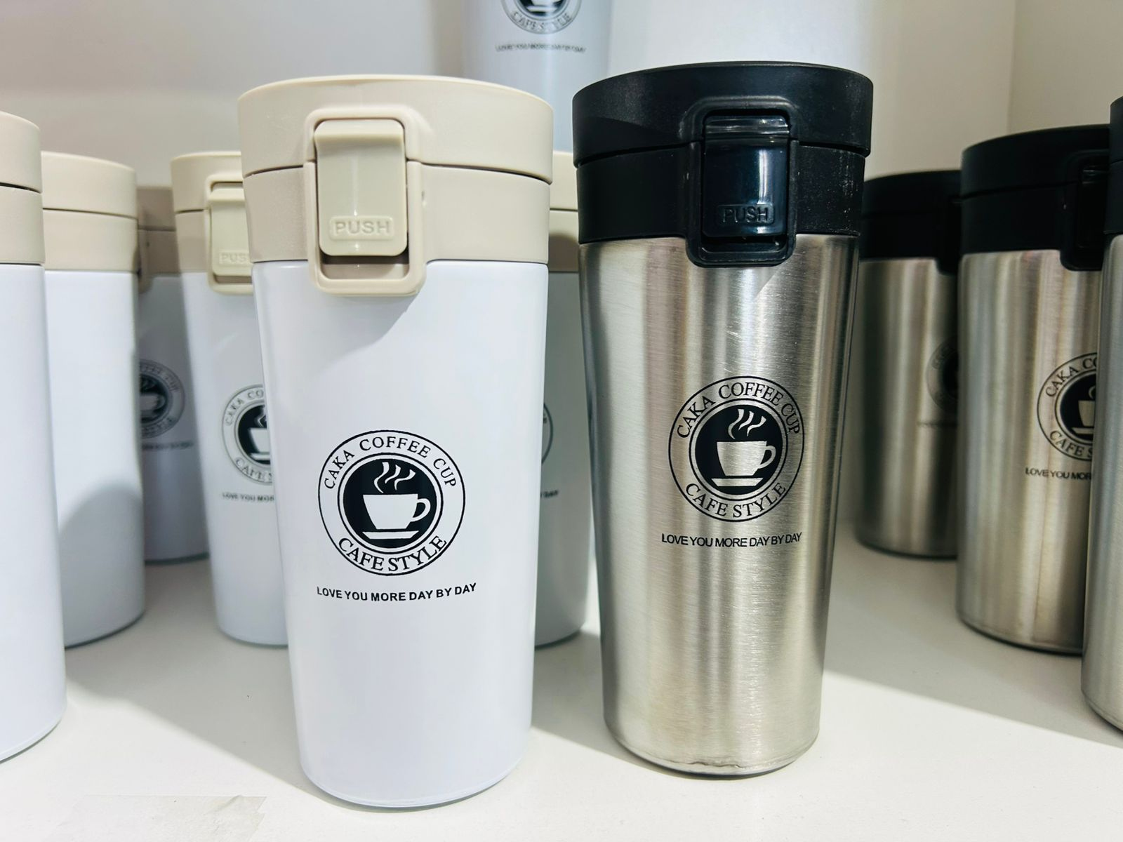 VASO CAFETERO DE ALUMINIO TERMICO CON PICO BEBEDOR - COD.: 2639