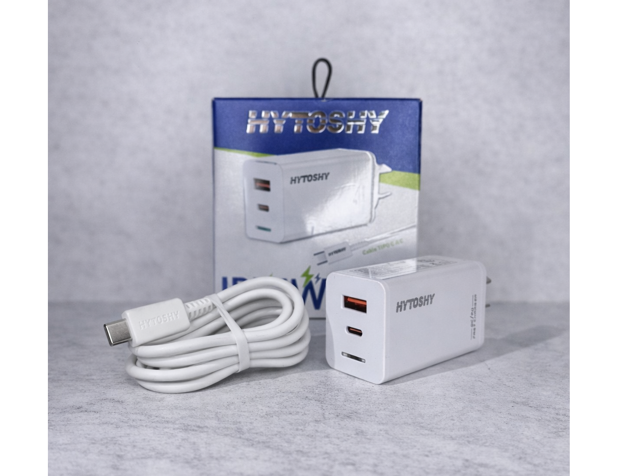 CARGADOR "HYTOSHY" DE 100W FICHA C + PUERTO USB Y C - COD.: 2577