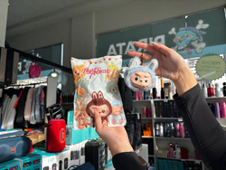 LLAVERO PELUCHE "LABUBU" EN BOLSA - COD.: 1946