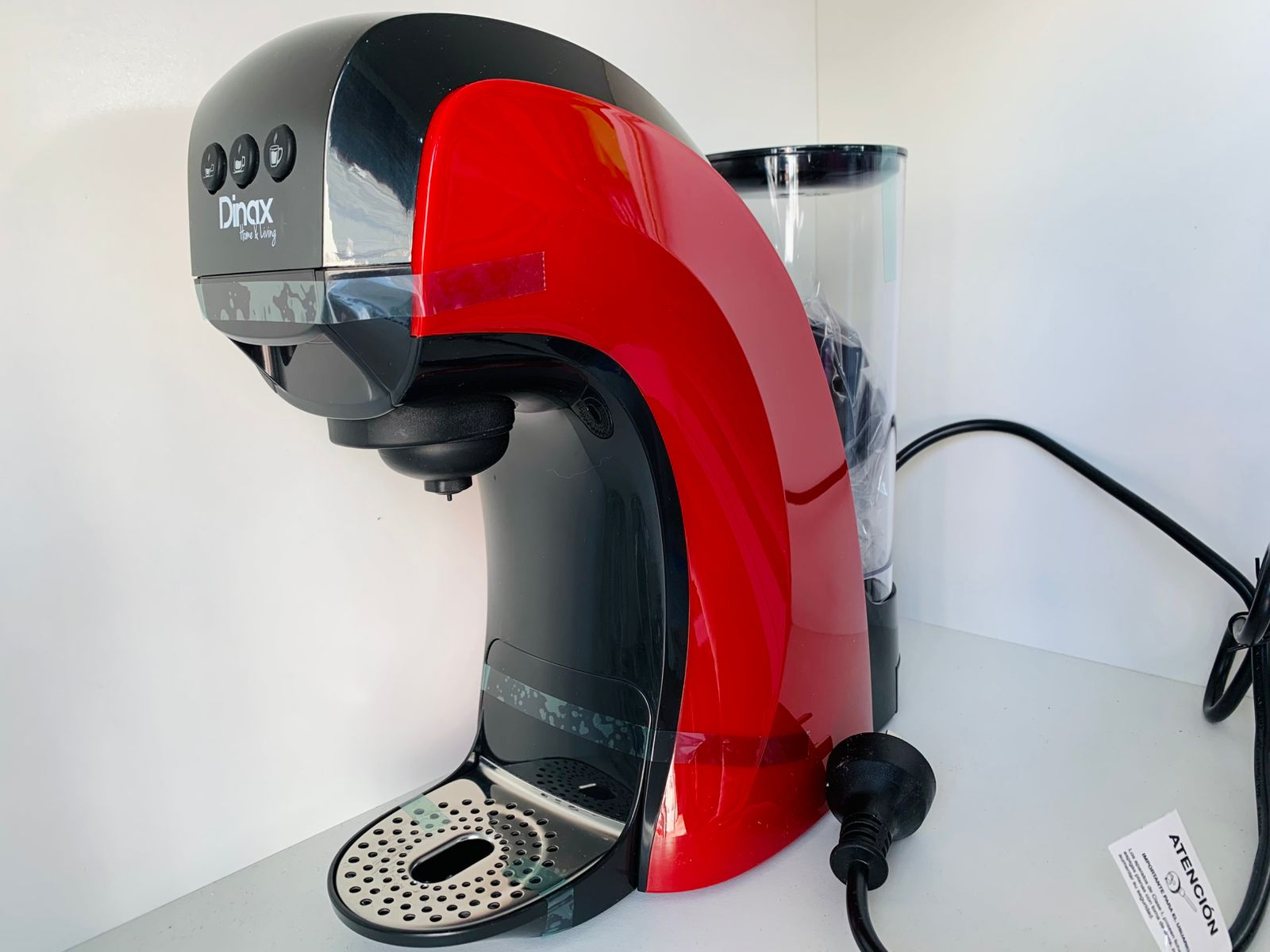 CAFETERA MULTICAPSULA "DINAX" y TAMBIEN CAFÉ - COD.: 1712