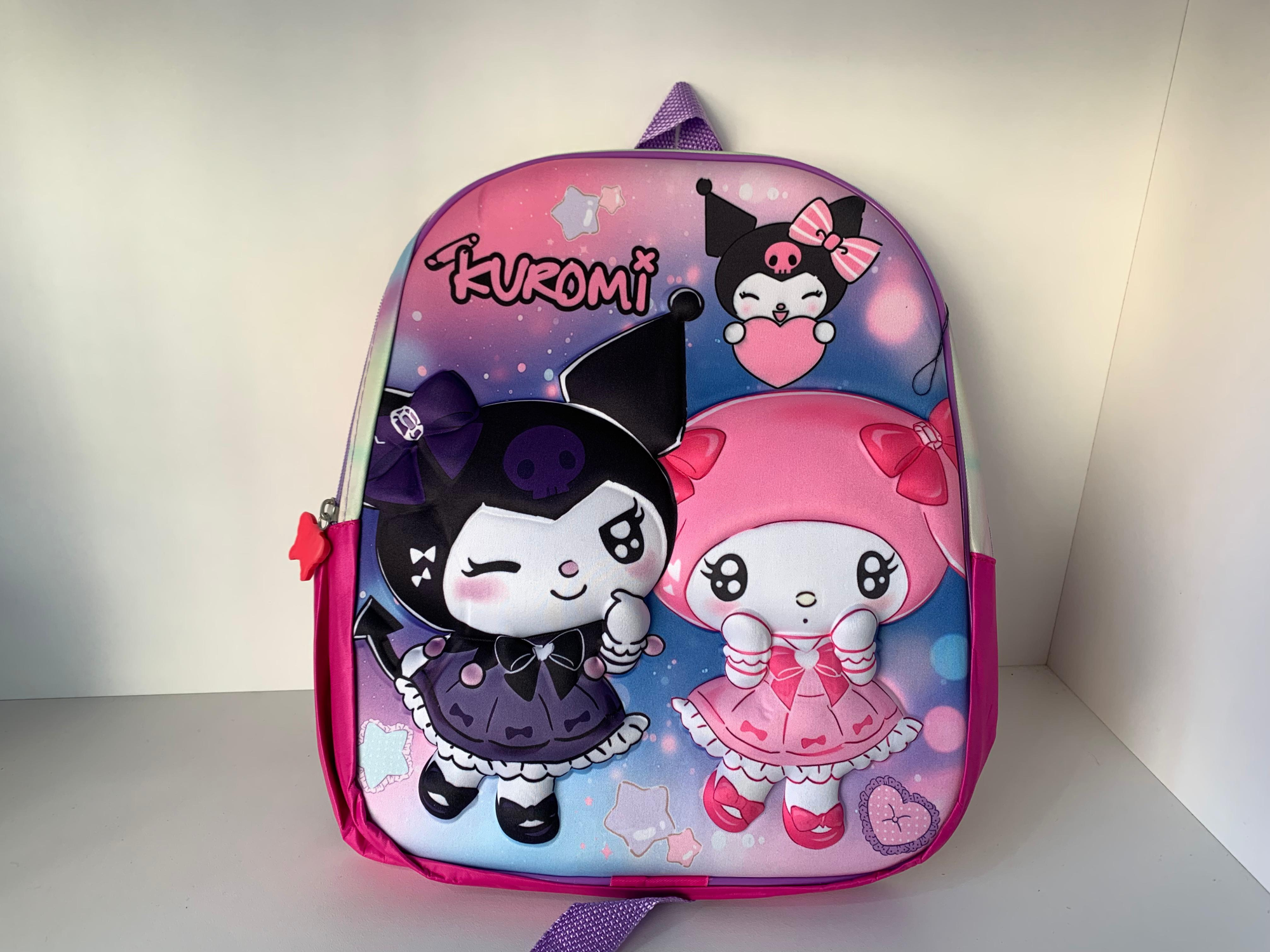 MOCHILAS CON RELIEVE EN DISTINTOS MODELOS - COD.: 1348