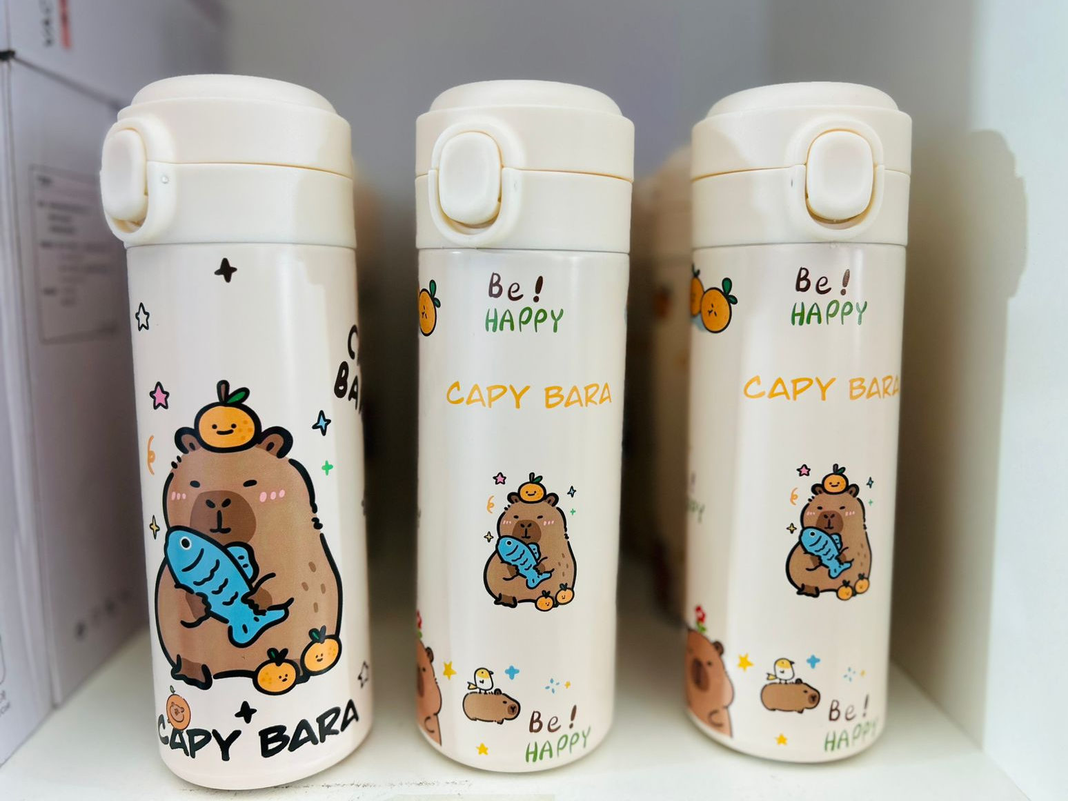 BOTELLA CAPIBARA 500ML "VACUUM CUP" CON PICO CAFETERO - COD.: 2516