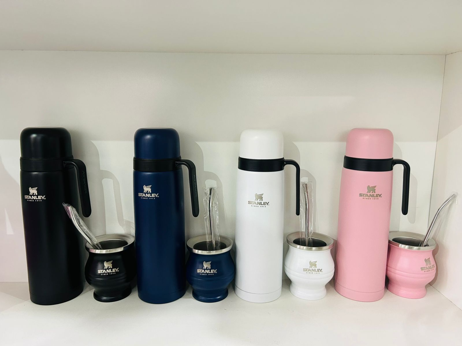 COMBO TERMO 1/2 MANIJA, MATE Y BOMBILLA DE REGALO - COD.: 848