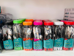 JUEGO DE CUBIERTOS EN FRASCO PLASTICO 25 PIEZAS "ERECE" - COD.: 2041