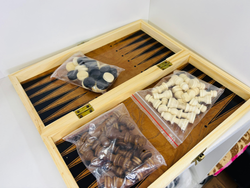 JUEGO CAJA DE MADERA 3 en 1 "AJEDRES-DAMASBACKGAMMON" - COD.:1674
