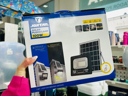 REFLECTOR "JORTAN" 100W CON CARGA SOLAR Y CONTROL - COD.: 2059