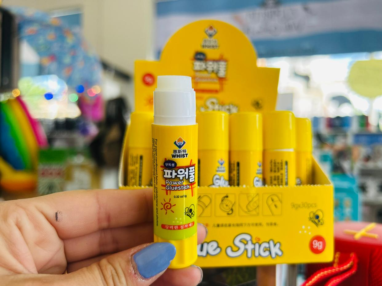 PEGAMENTO EN BARRA "GLUE STICK" - COD.: 2552