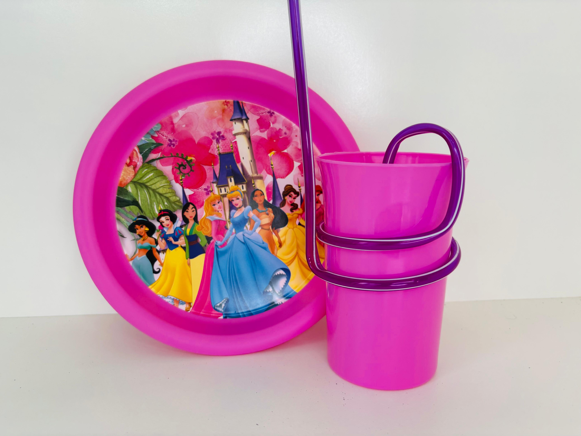 PLATITO Y VASO CON SORBETE ENRROSCADO "JARDIN" - COD.: 1465