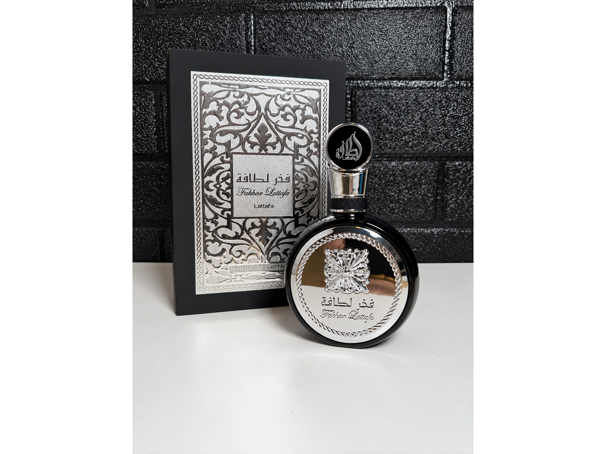 PERFUME ARABE "FAKHAR LATTAFA" "PRIDE OF LATTAFA" CAJA NEGRA Y PLATEADA  - COD.: 1967