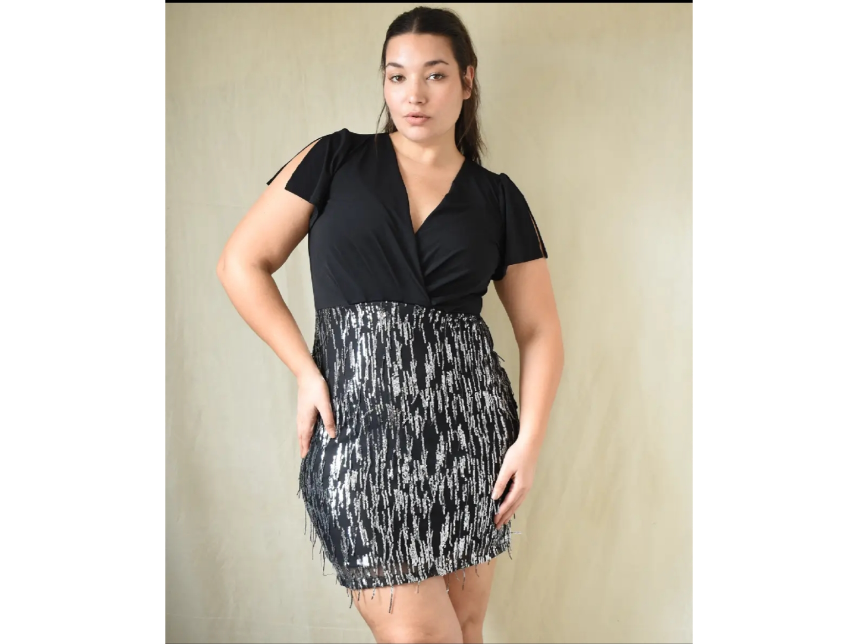 Vestido flecos eva