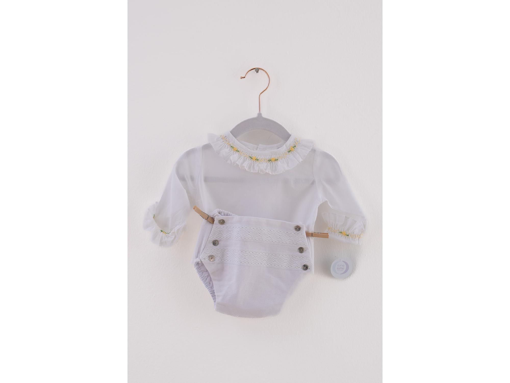 Conjunto Amarillo Bolillo