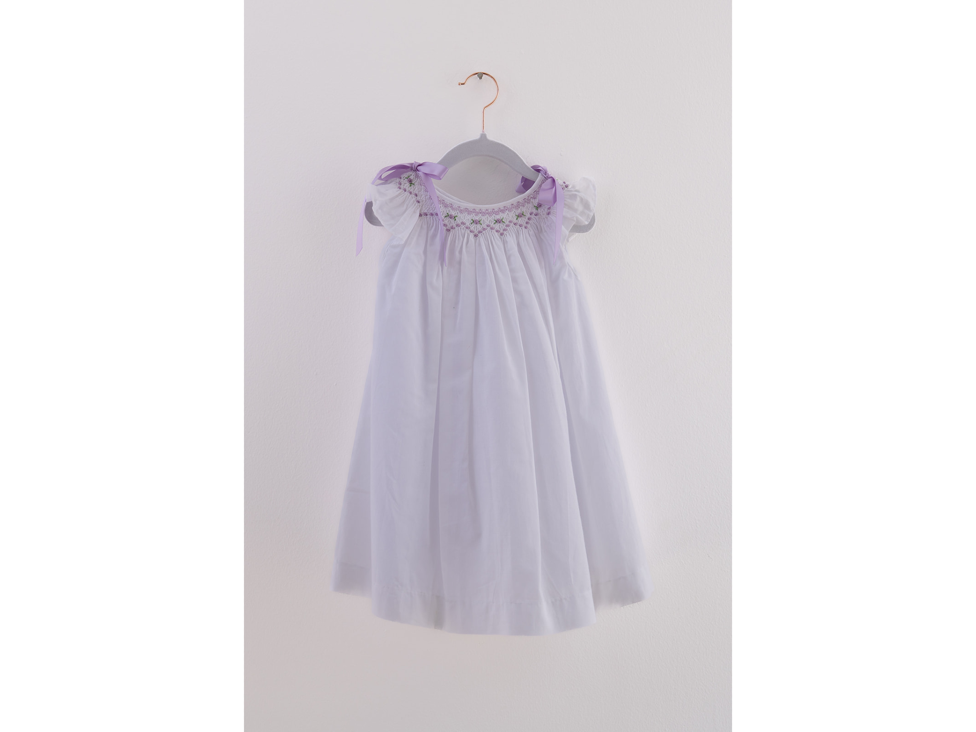 Blanco y Morado