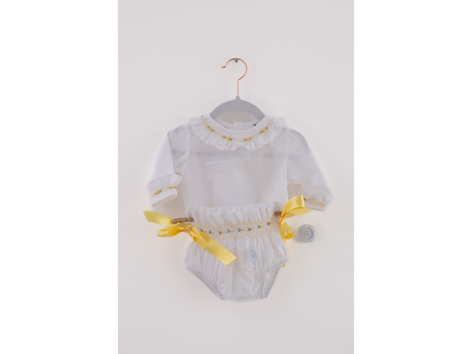 Conjunto Amarillo