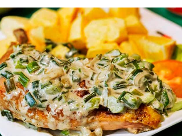 Suprema con salsa de verdeo