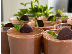 Combo postre shots (pedido mínimo 8 personas)