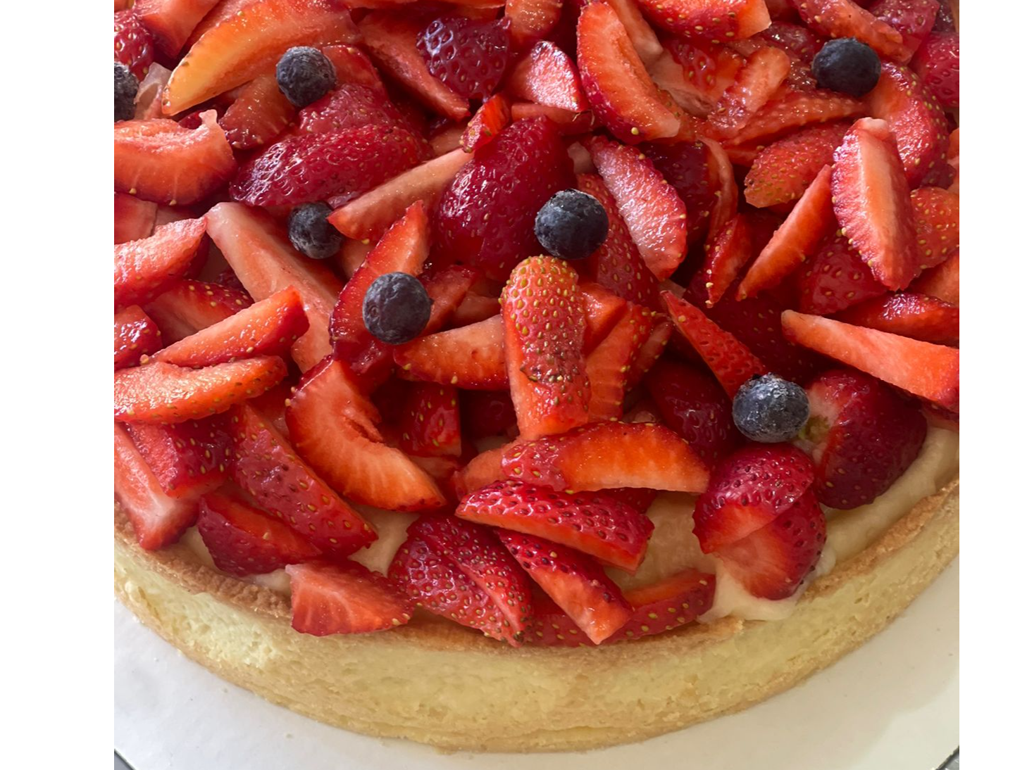 Tarta de Frutilla (12/14  Porciones)