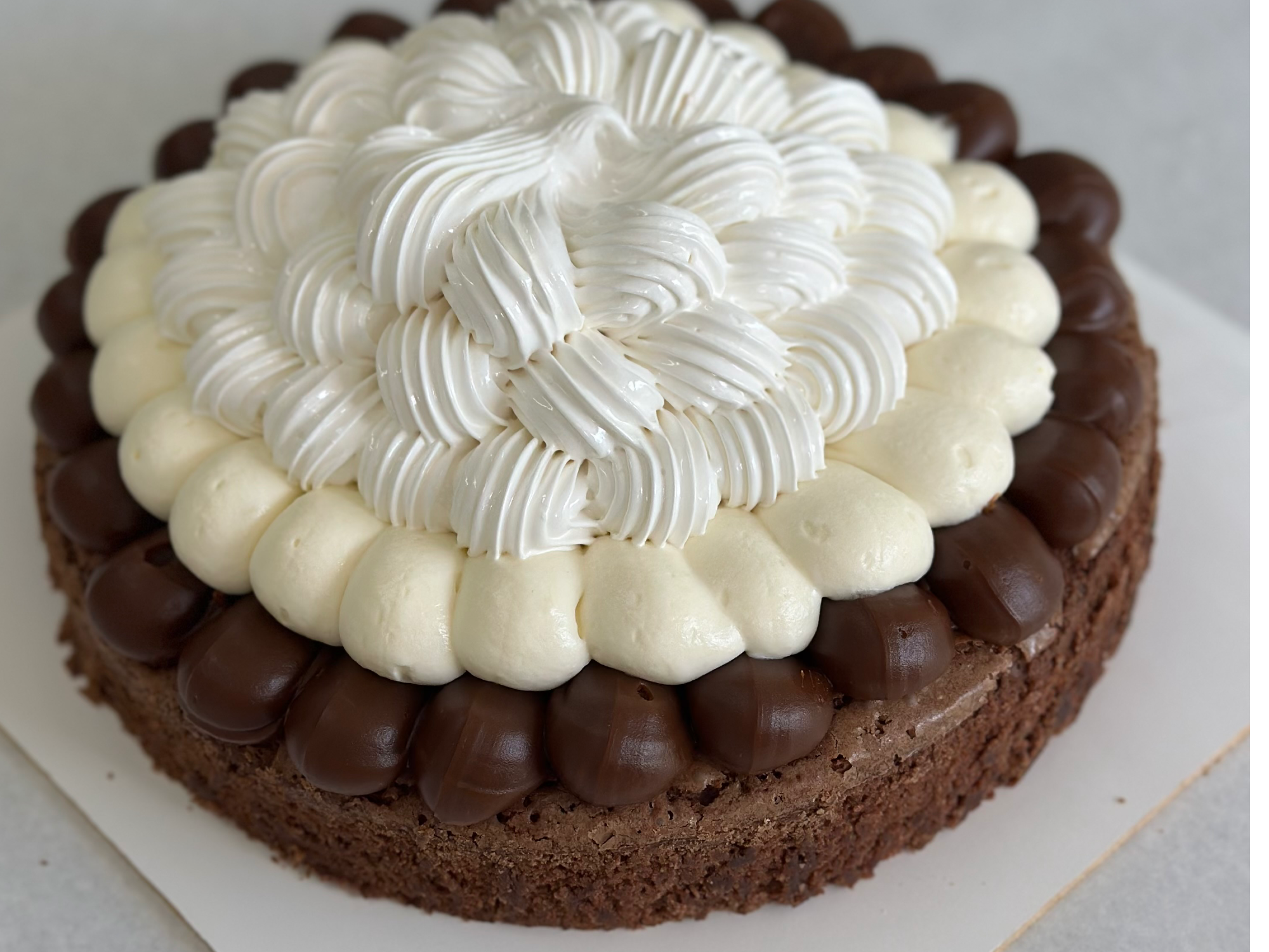 Mini Marquise con merengue (6/8 Porciones)