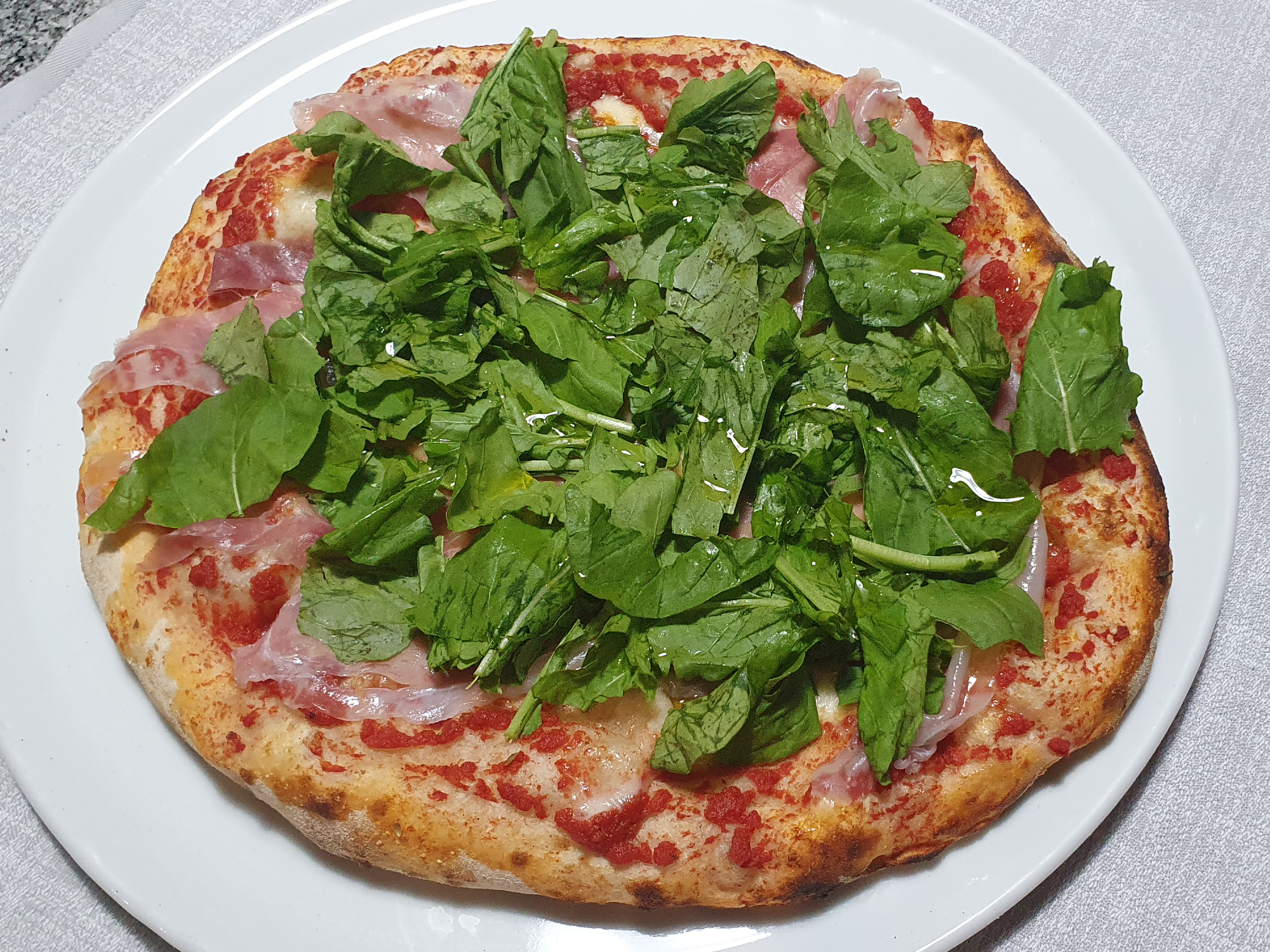 Pizza Jamon Crudo y Rucula