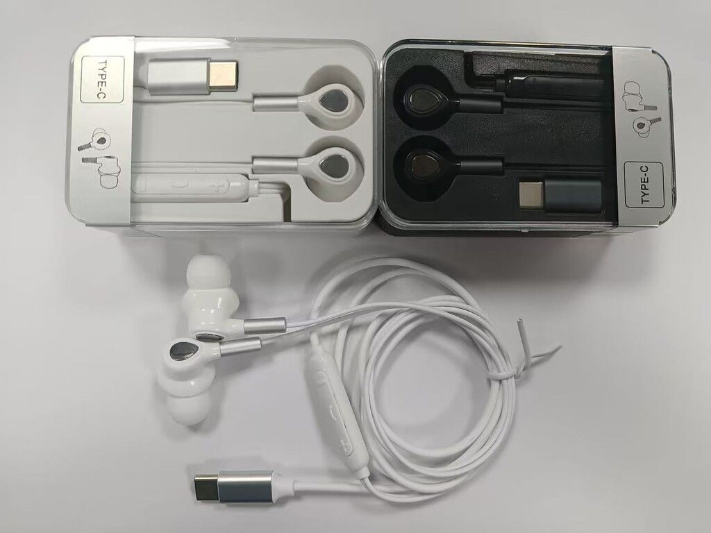 MANOS LIBRES CON GOMITA C/CABLE TIPO C 00FE