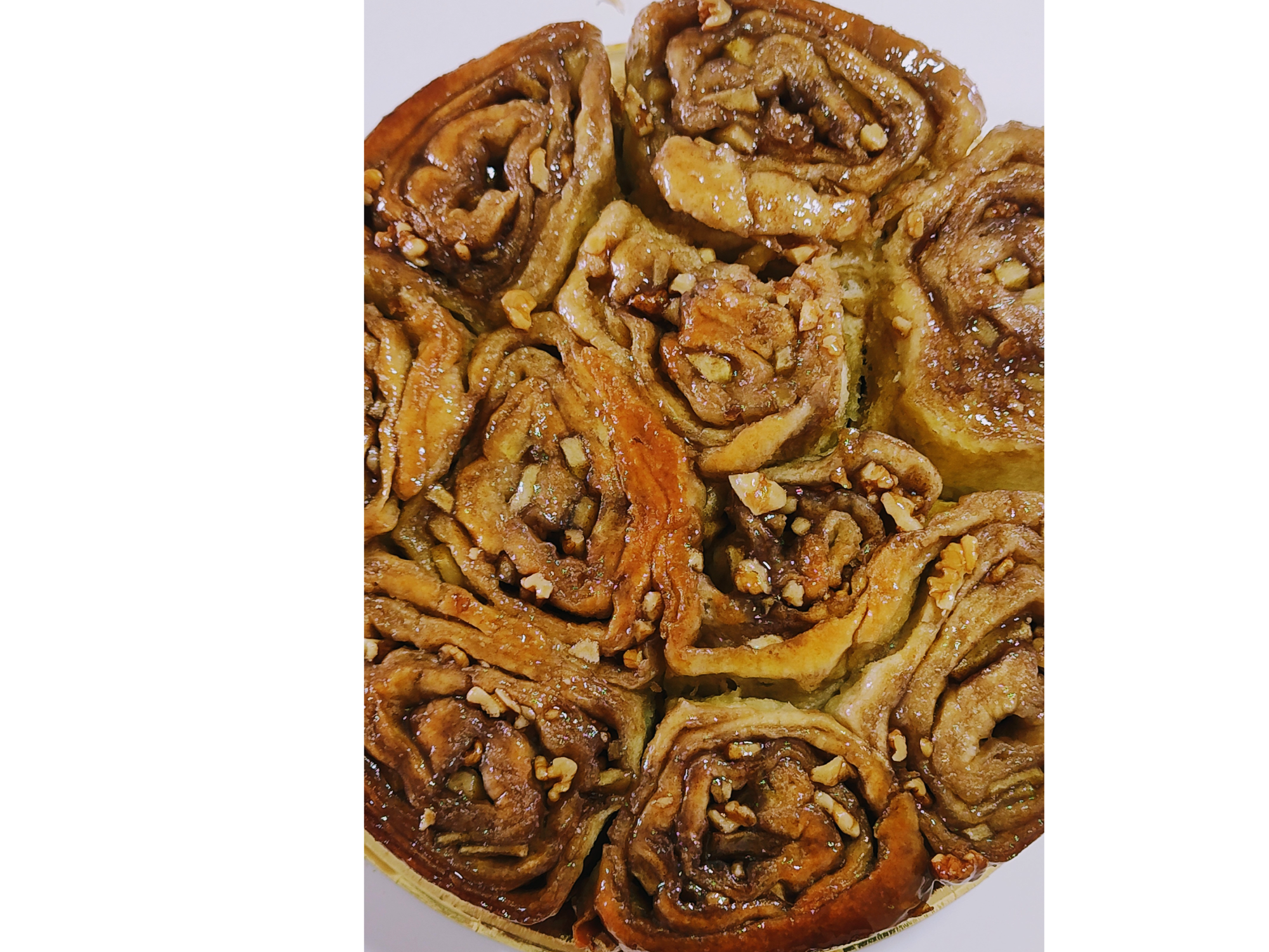 TORTA RELLENA CON MANZANA NUECES Y CANELA