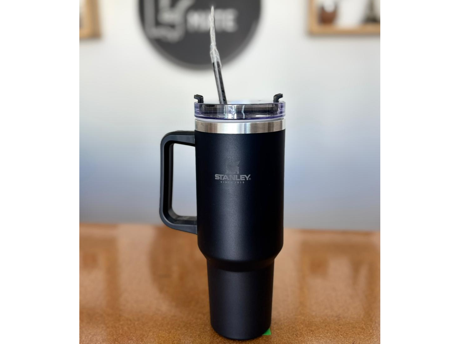 QUENCHER STANLEY 1.2L NEGRO